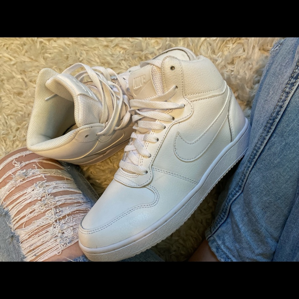 White Nike High Top Shoes
